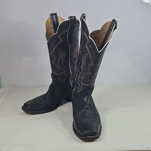 Ladies Justin Black Embroidered Cowboy Boots